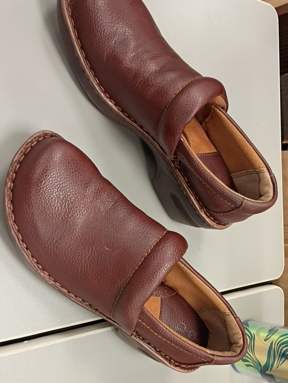 b.o.c. Women's Maroon Leather Slip-On Clogs